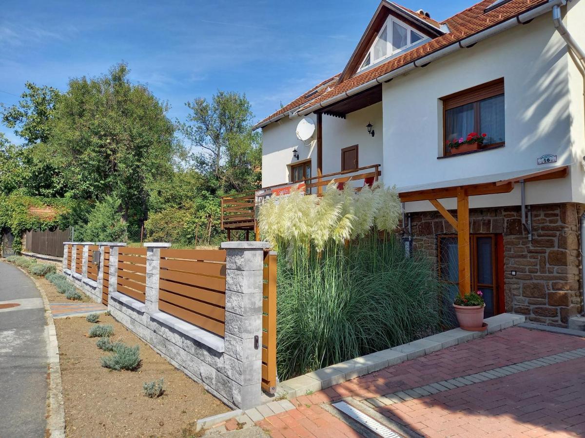 Koko Apartman Tihany Esterno foto
